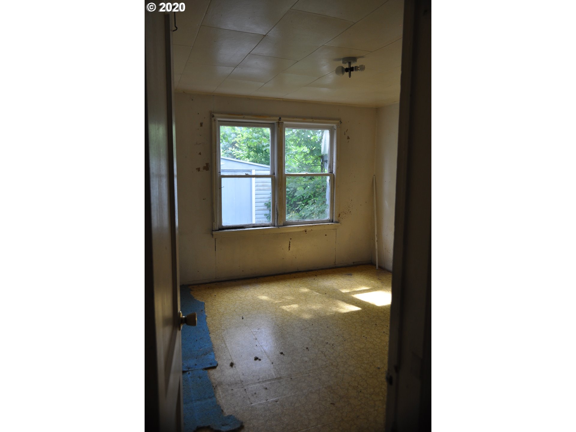 213 South Comstock Road Sutherlin, OR 97479 - Photo 7 of 10 Gallery Image 7