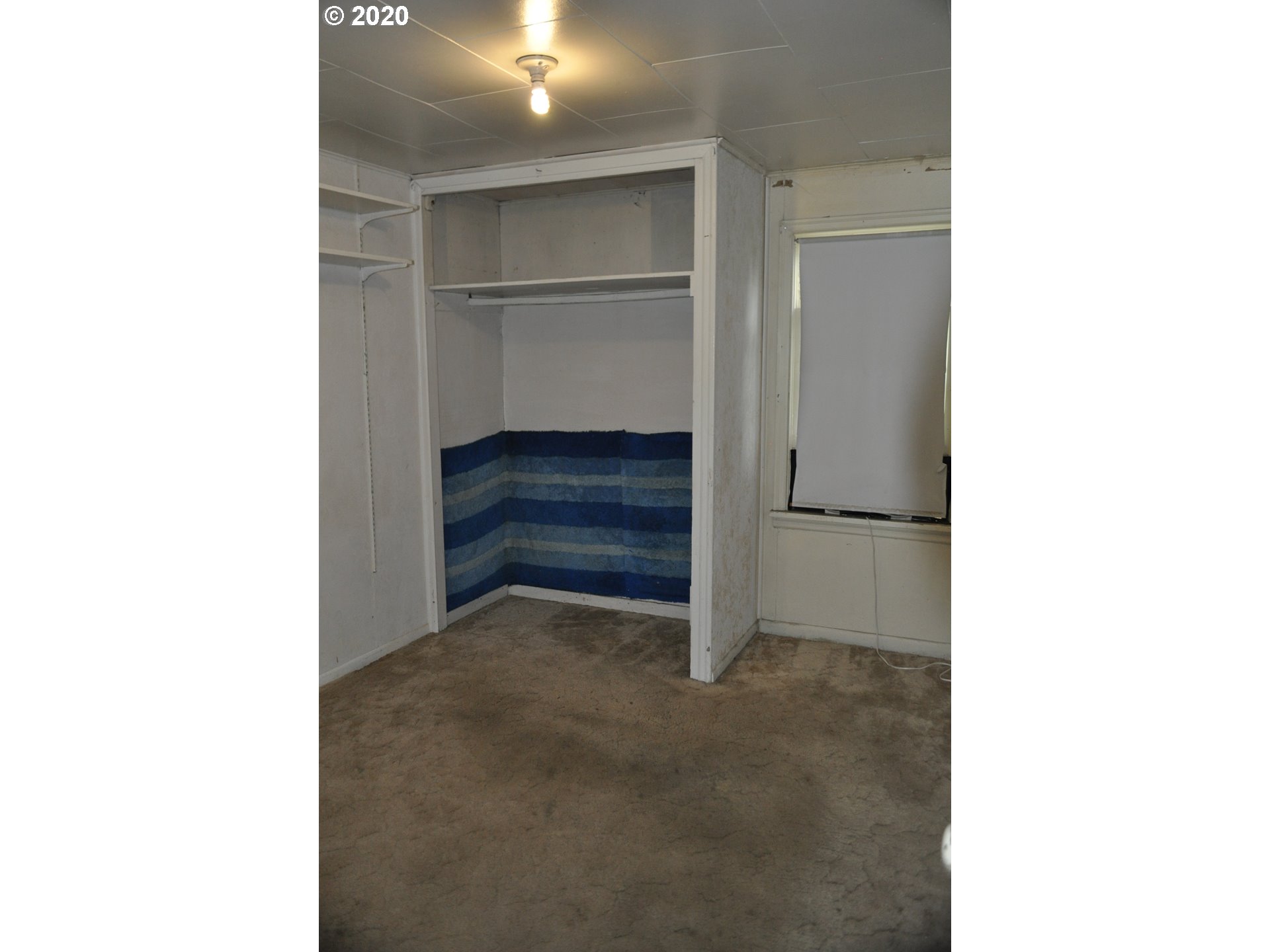 213 South Comstock Road Sutherlin, OR 97479 - Photo 9 of 10 Gallery Image 9
