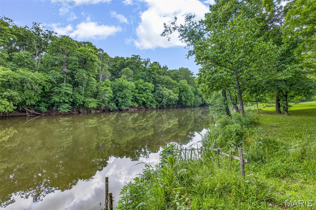 554 Point Road Farmington, MO 63640 - Photo 8 of 48