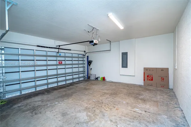 $1,200,000 | 8364 Northwest 43rd Street, Doral, FL 33166