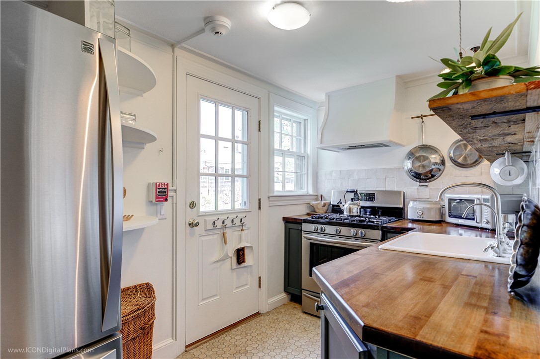 36 Kay Street, Unit 3 Newport, RI 02840 - Photo 20 of 44