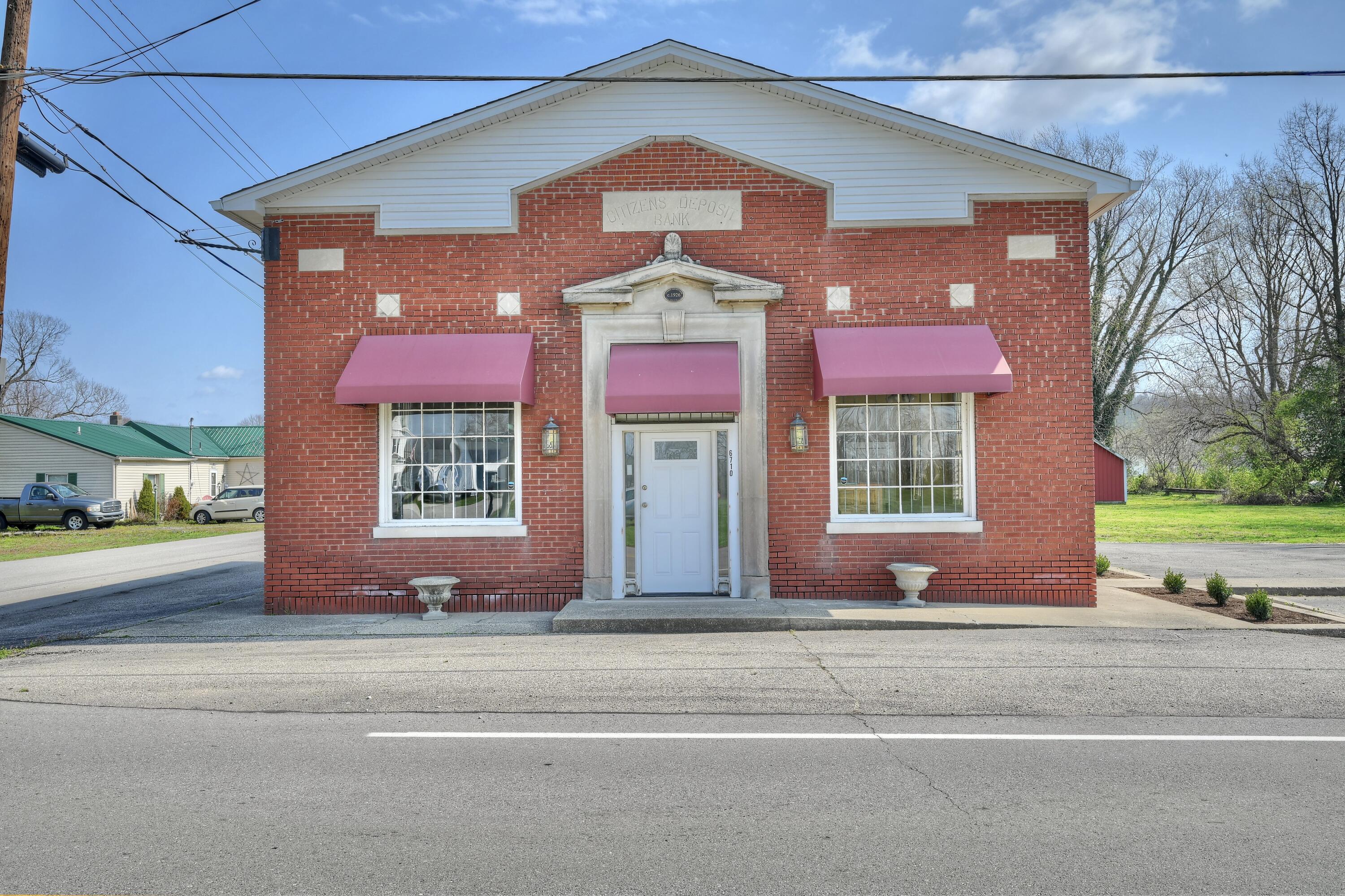 6710 McVille Road Burlington, KY 41005 - Photo 2 of 34