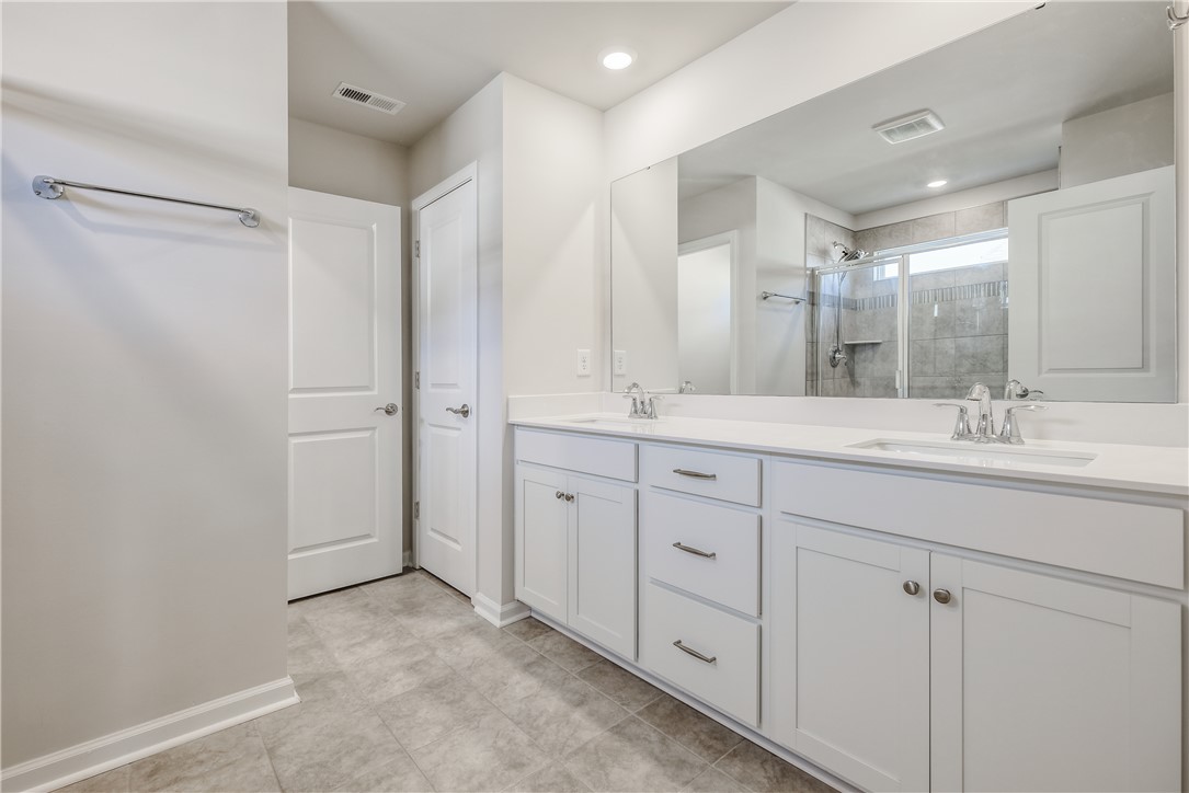 106 Keswick Circle Central, SC 29630 - Photo 17 of 33 Master