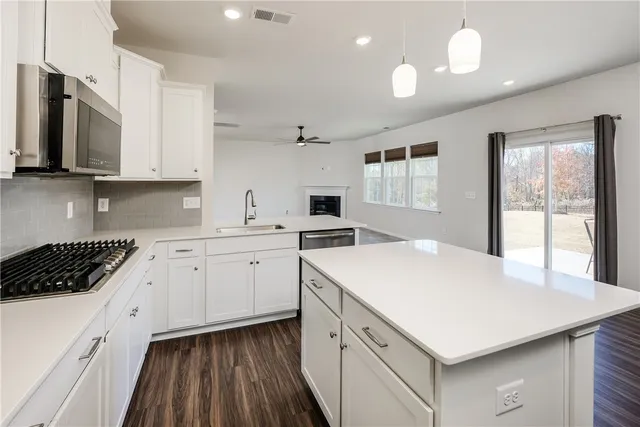 $429,000 | 106 Keswick Circle, Central, SC 29630