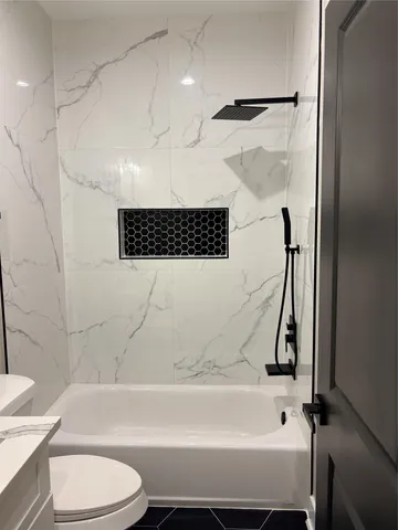 $1,950 | 2105 Esther Drive, Unit B, Houston, TX 77088