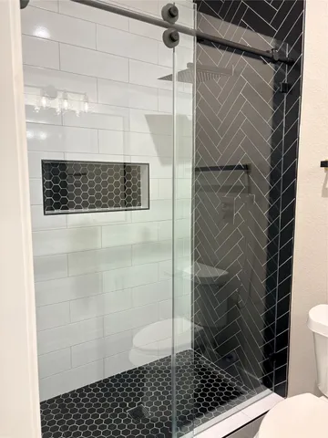 $2,200 | 2105 Esther Drive, Unit B, Houston, TX 77088