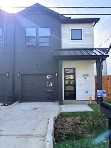 $1,950 | 2105 Esther Drive, Unit B, Houston, TX 77088