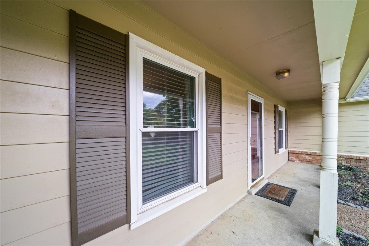 377 Park Hill Road Collierville, TN 38017 - Photo 2 of 21 Gallery Image 2