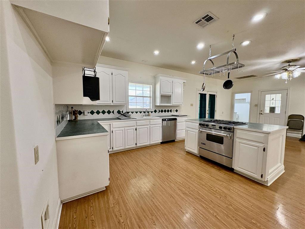 503 Hana Iowa, LA 70647 - Photo 10 of 38
