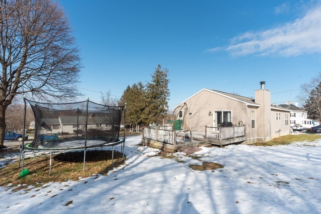 12 Spring Street Clinton, MA 01510 - Photo 4 of 37 Gallery Image 4