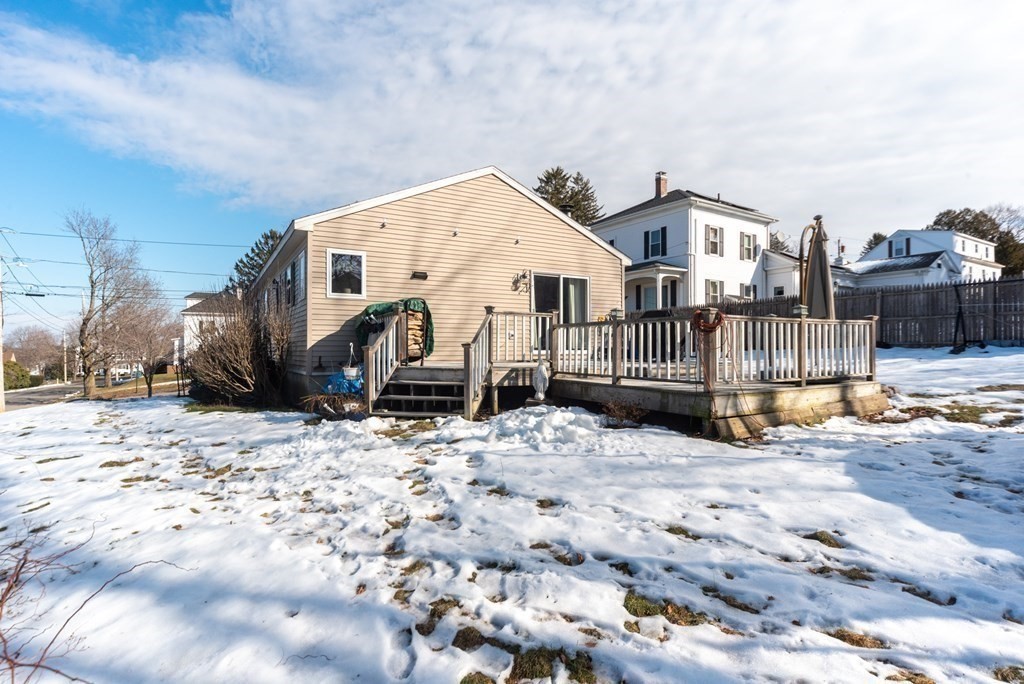 12 Spring Street Clinton, MA 01510 - Photo 5 of 37 Gallery Image 5