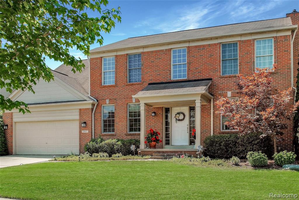 1962 Beaver Creek Drive Rochester, MI 48307 - Photo 1 of 25