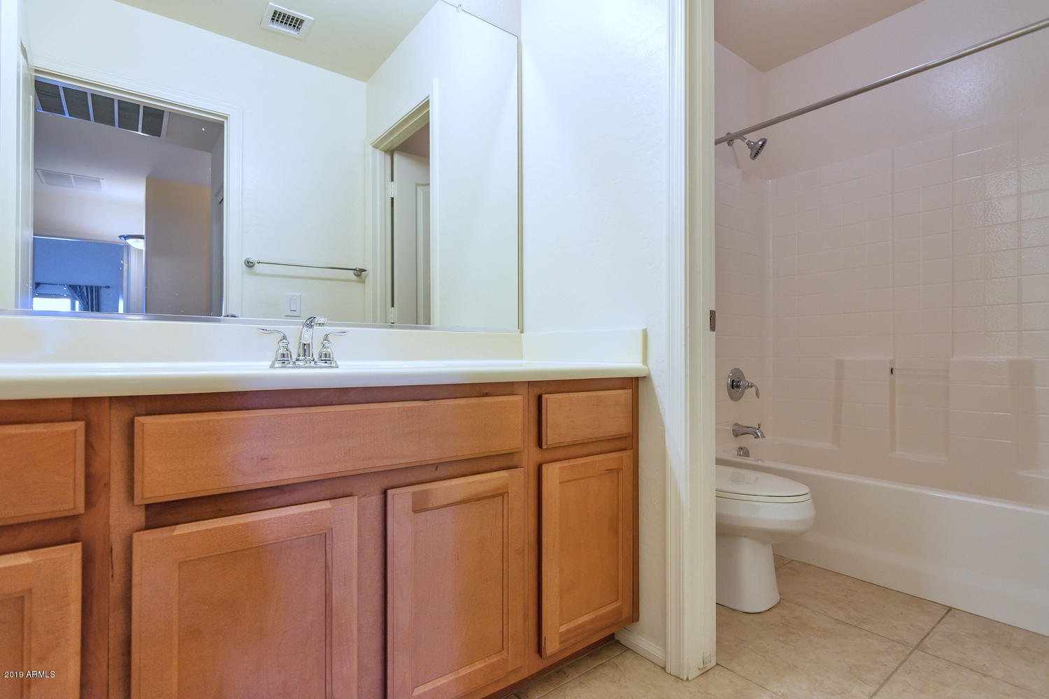23850 West Chipman Road Buckeye, AZ 85326 - Photo 20 of 29 23850 W Chipman Rd-large-021-022-Bathroo
