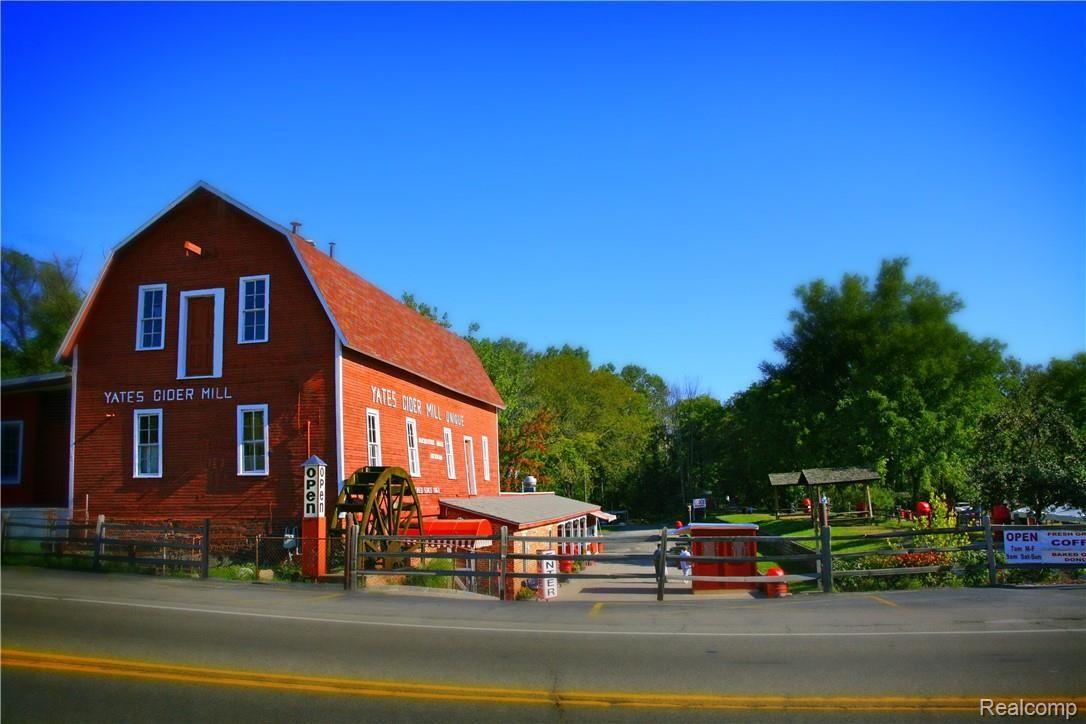 3734 Crooks Road Rochester, MI 48309 - Photo 31 of 33 RochesterHillsYatesCiderMill2 (1).jpg