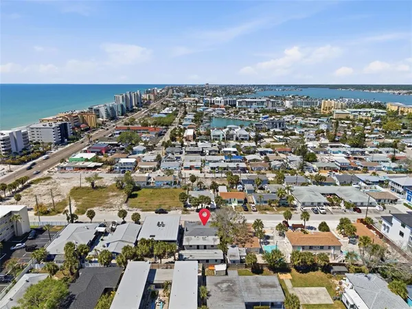 $2,300 | 113 145th Avenue, Unit 4, Madeira Beach, FL 33708