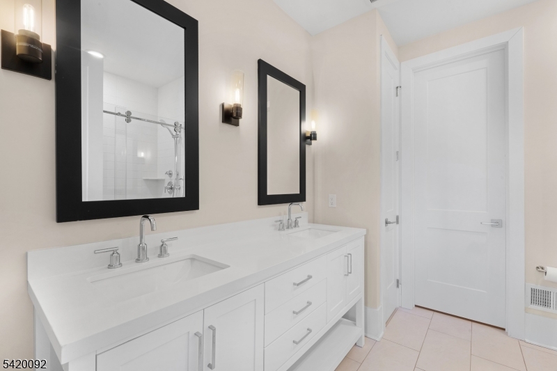 123 Myrtle Road Warren, NJ 07059 - Photo 12 of 17