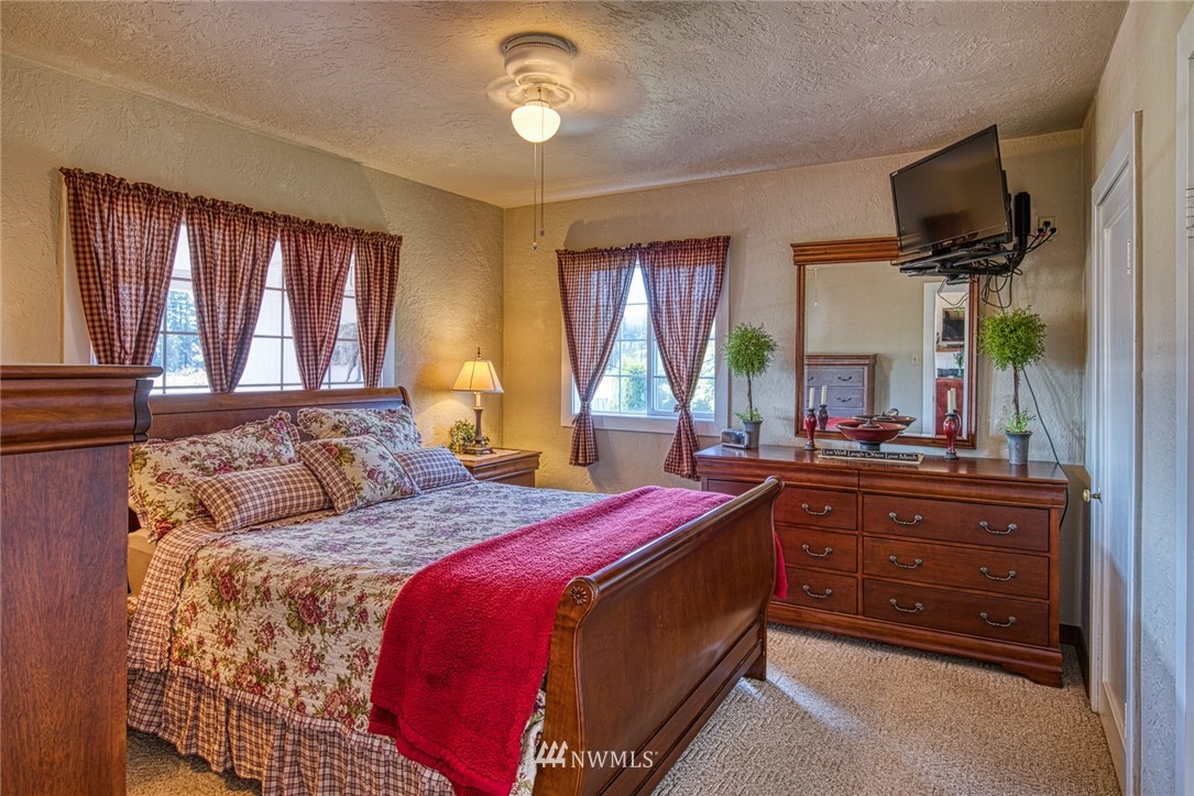 1715 South Bank Road Oakville, WA 98568 - Photo 11 of 40 Gallery Image 11