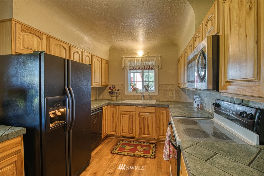 1715 South Bank Road Oakville, WA 98568 - Photo 9 of 40 Gallery Image 9