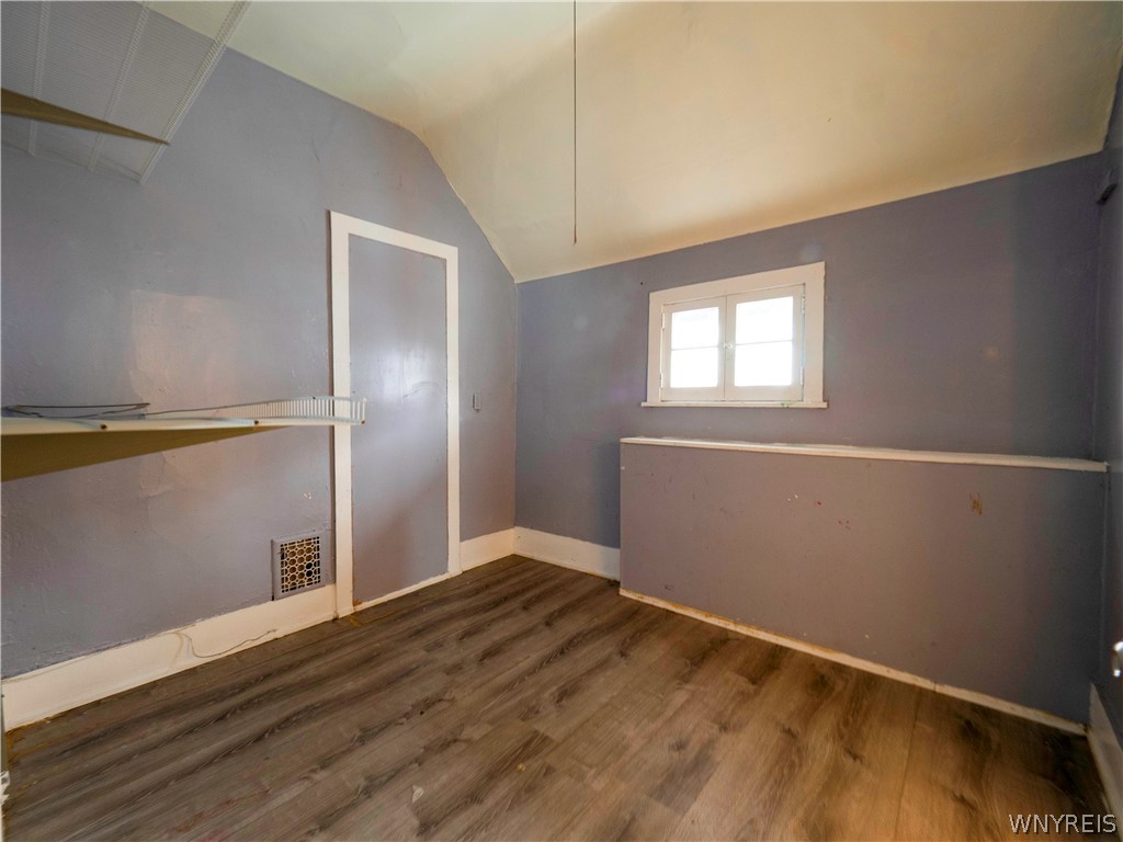 109 Roesch Avenue Buffalo, NY 14207 - Photo 11 of 15