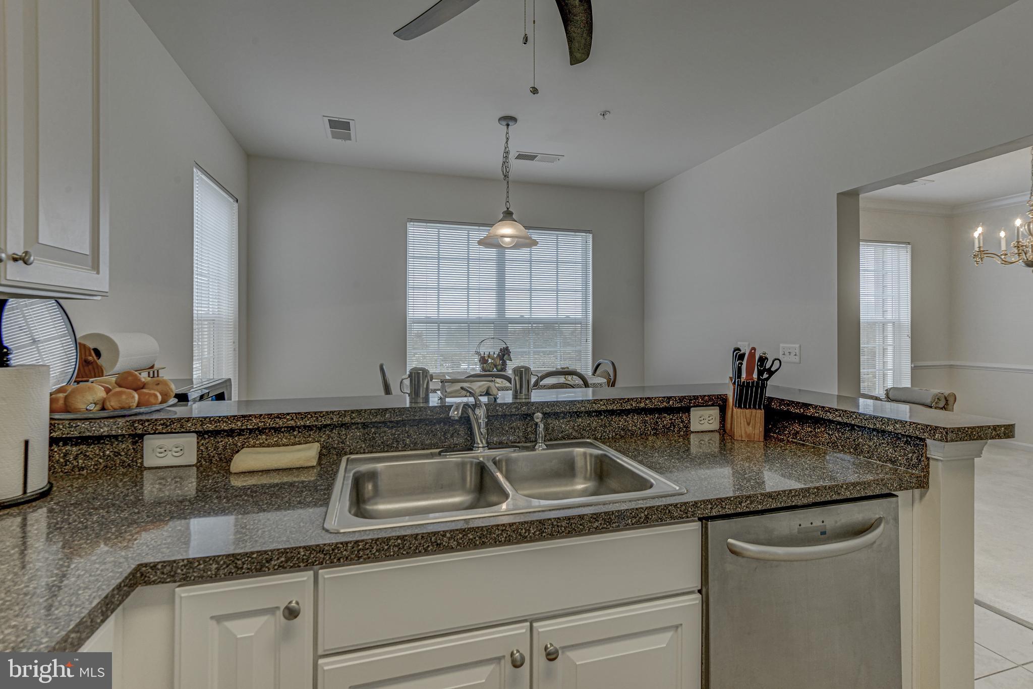 7305 Maplecrest Road, Unit 302 Elkridge, MD 21075 - Photo 16 of 30