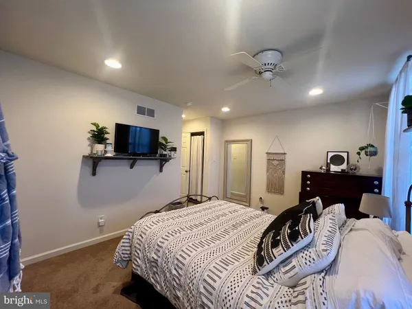 $2,500 | 1908 North Lincoln Street, Wilmington, DE 19806