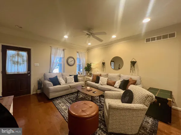 $2,500 | 1908 North Lincoln Street, Wilmington, DE 19806