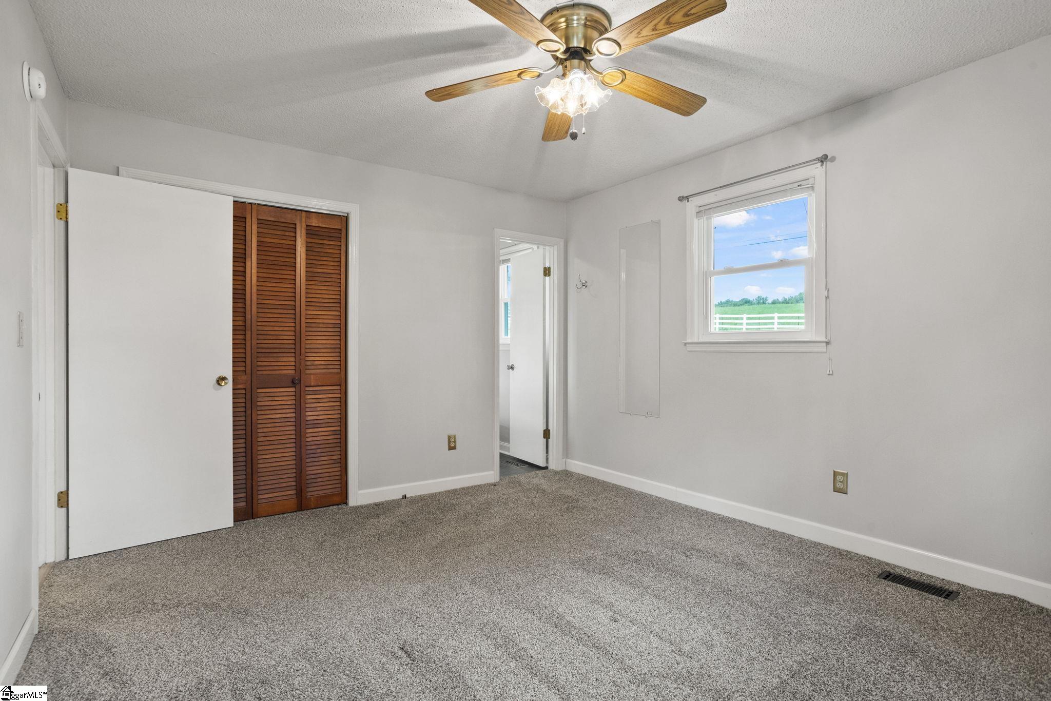 2861 Holly Springs Road Inman, SC 29349 - Photo 20 of 29