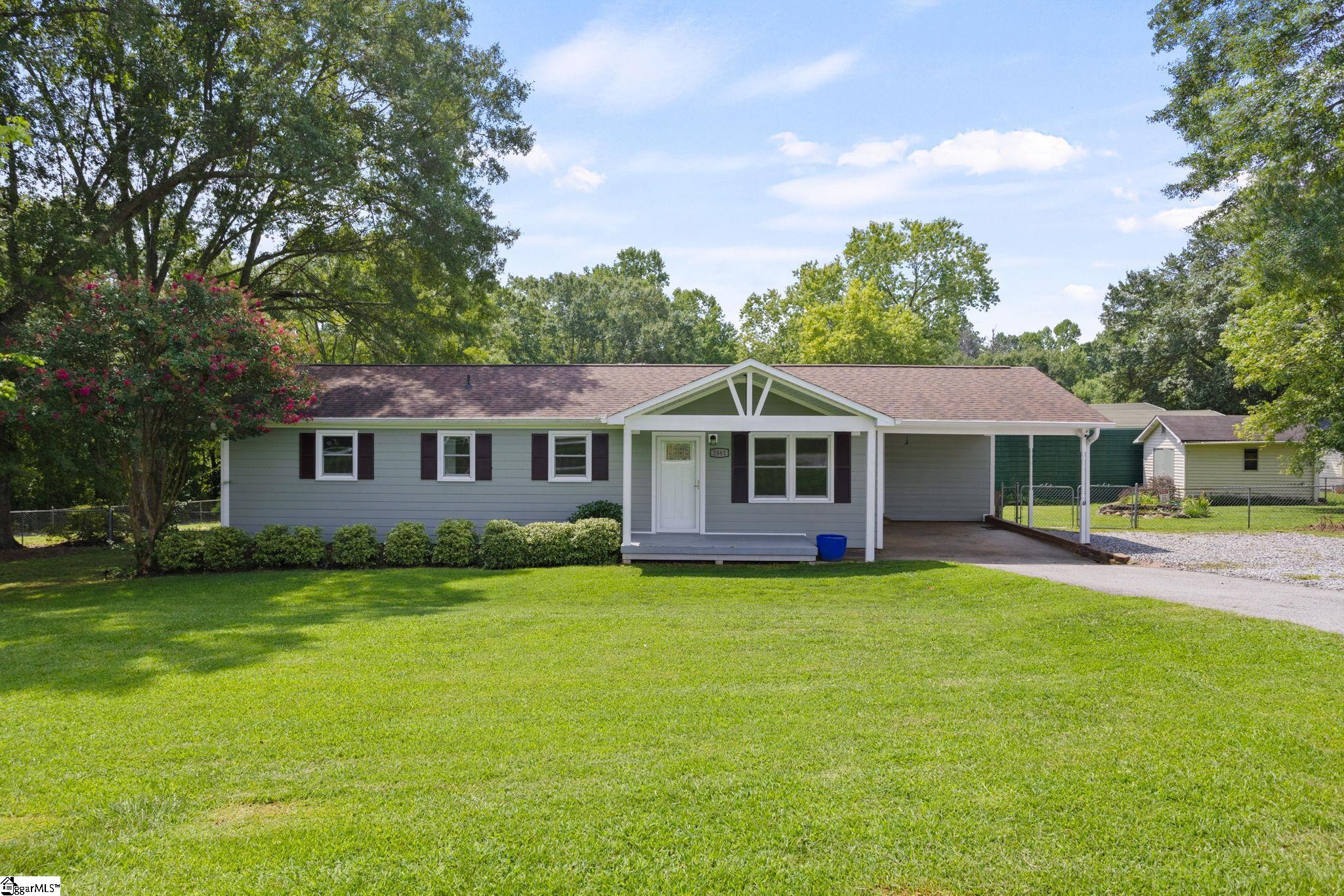2861 Holly Springs Road Inman, SC 29349 - Photo 2 of 29