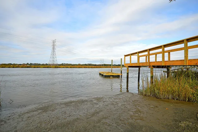 $225,000 | 2754 Jobee Drive, Unit 6, Charleston, SC 29414