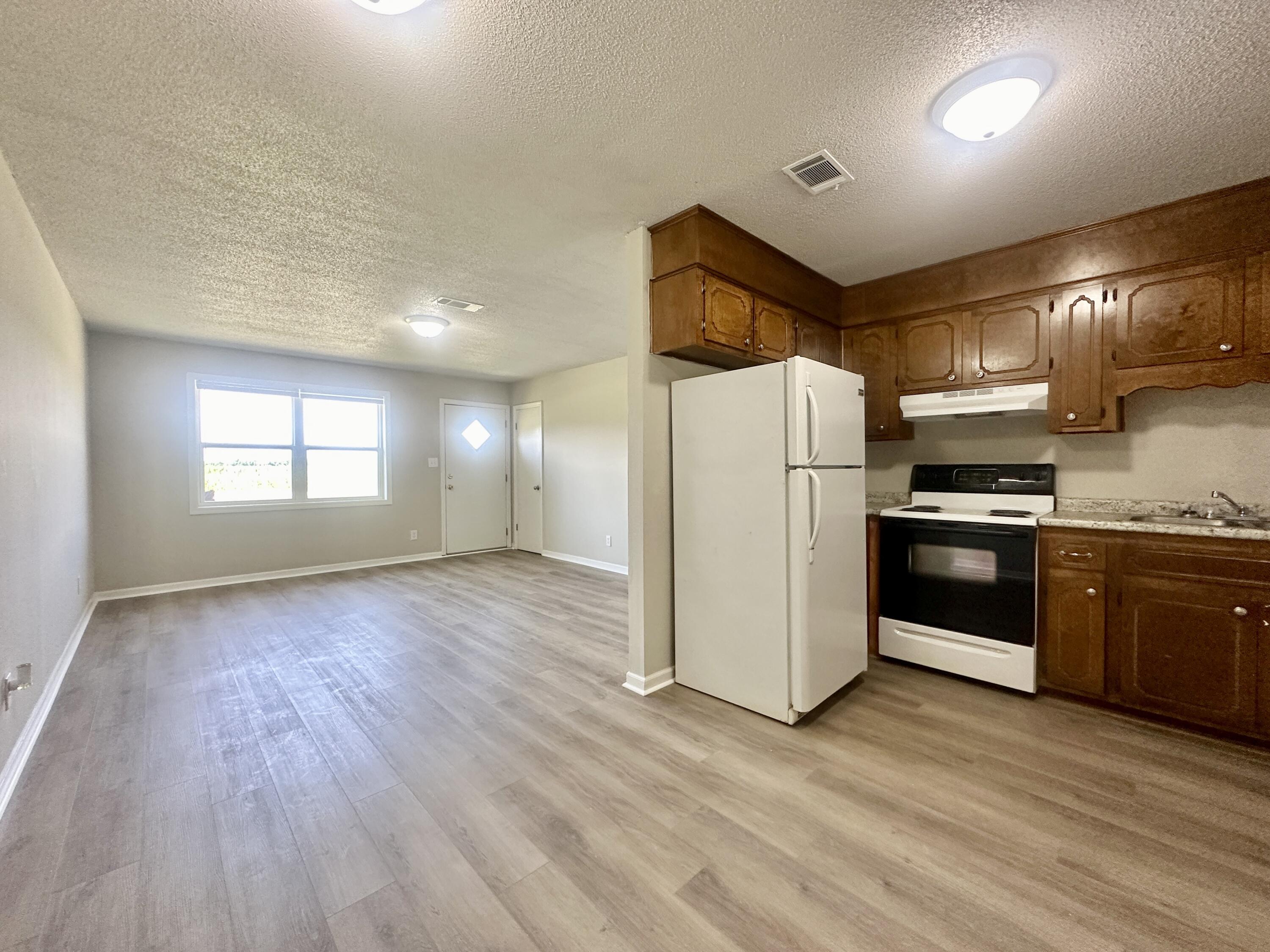 962 Ga-80 Waynesboro, GA 30830 - Photo 3 of 21 IMG_3570