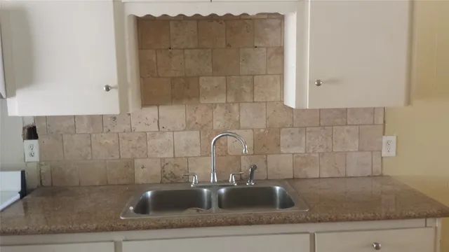 a close view of sink and tap