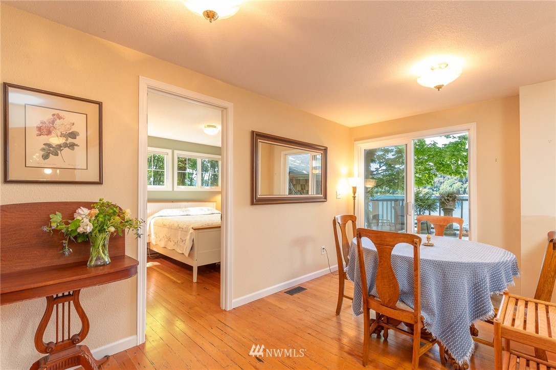 27629 Hake Road Southwest Vashon, WA 98070 - Photo 16 of 38 Gallery Image 16