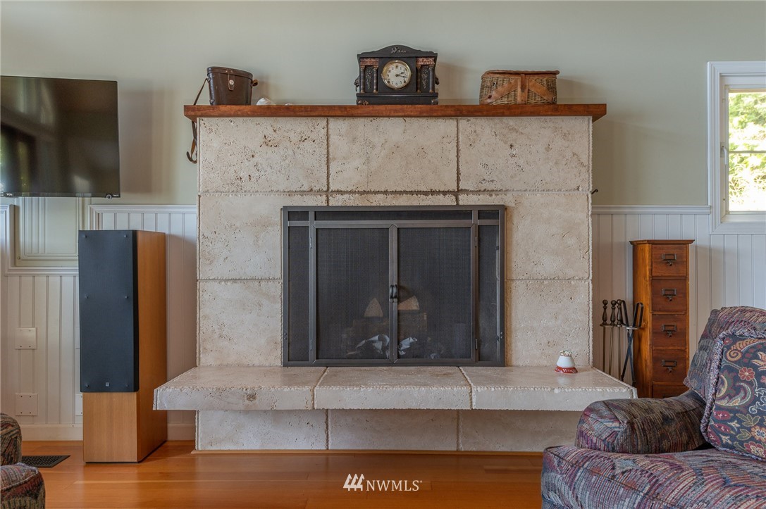 27629 Hake Road Southwest Vashon, WA 98070 - Photo 20 of 38 Gallery Image 20