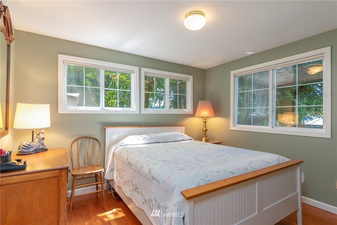 27629 Hake Road Southwest Vashon, WA 98070 - Photo 24 of 38 Gallery Image 24