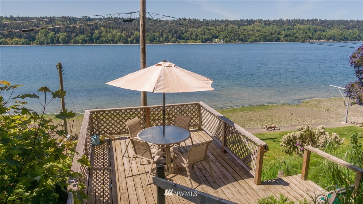 27629 Hake Road Southwest Vashon, WA 98070 - Photo 9 of 38 Gallery Image 9