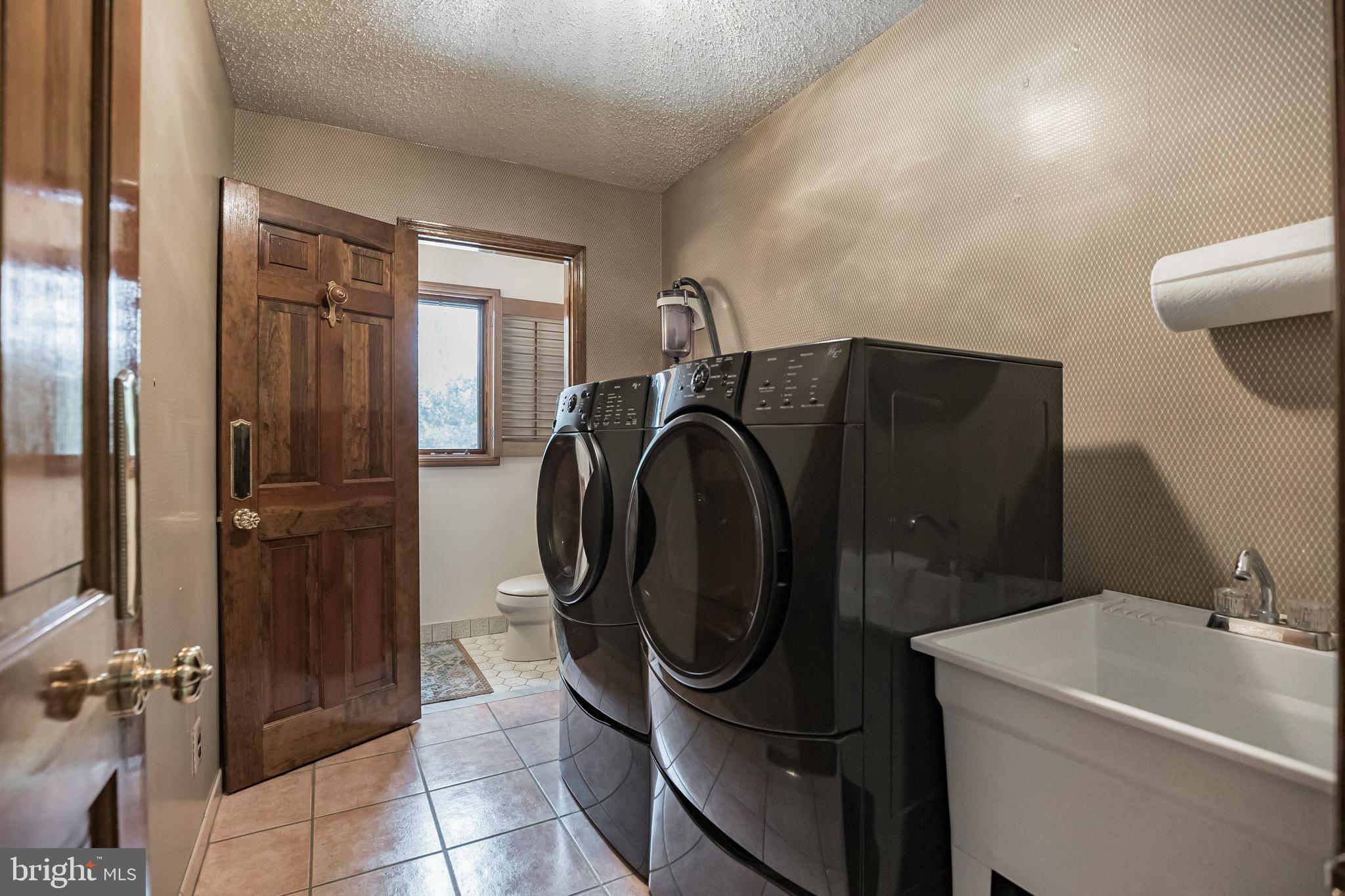 575 Kettle Run Road Marlton, NJ 08053 - Photo 18 of 54 Main Floor Laundry