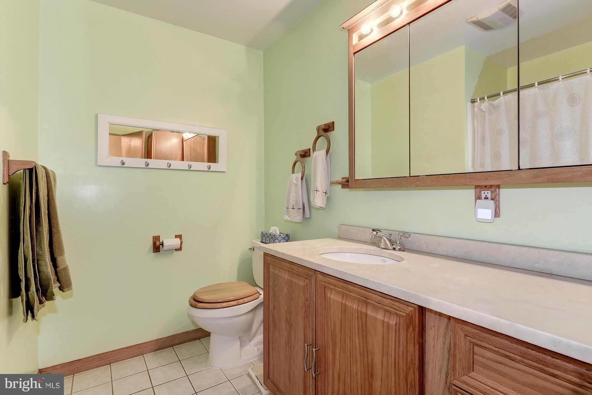903 Winhall Way Silver Spring, MD 20904 - Photo 18 of 30 Bath