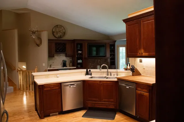 $549,900 | 208 Ridge Drive, Brainerd, MN 56401