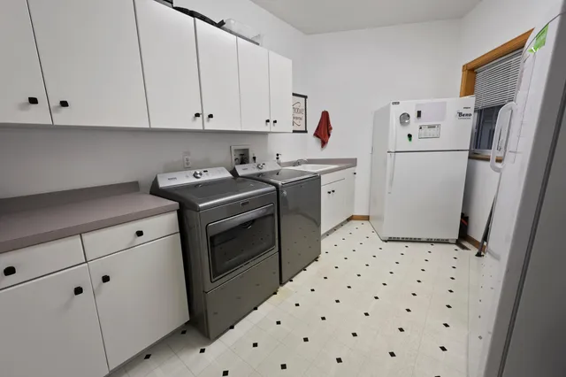 $549,900 | 208 Ridge Drive, Brainerd, MN 56401