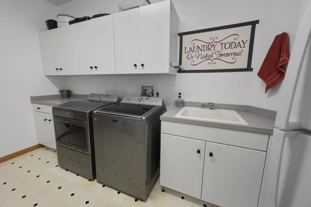 $549,900 | 208 Ridge Drive, Brainerd, MN 56401