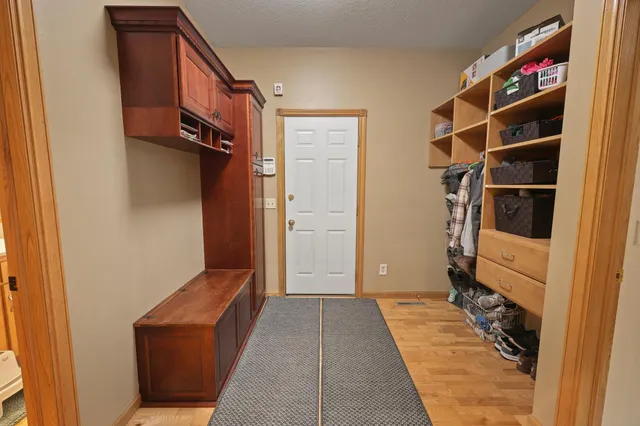 $549,900 | 208 Ridge Drive, Brainerd, MN 56401