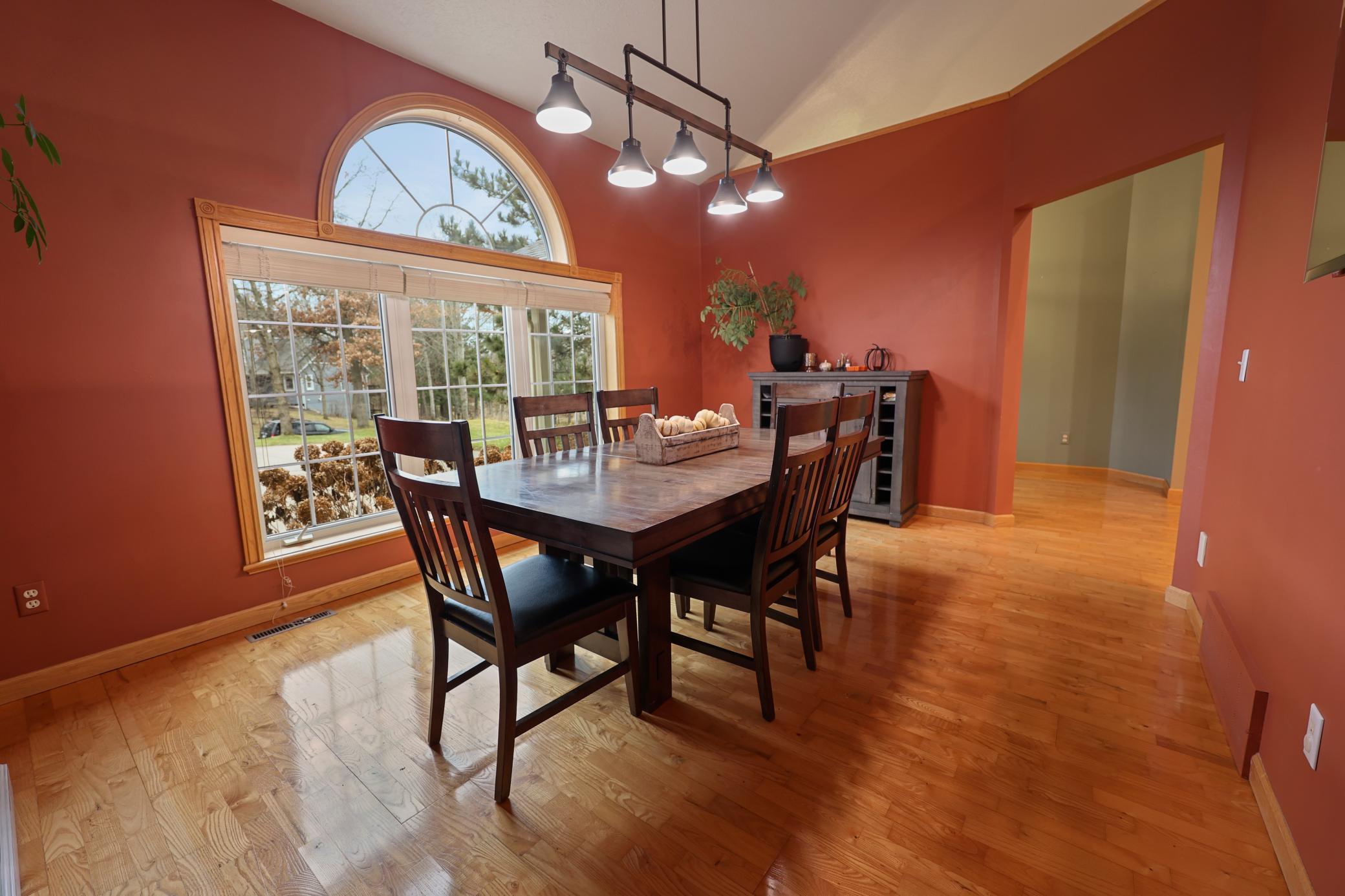 208 Ridge Drive Brainerd, MN 56401 - Photo 4 of 80