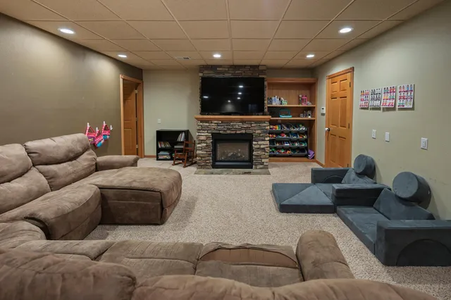 $549,900 | 208 Ridge Drive, Brainerd, MN 56401