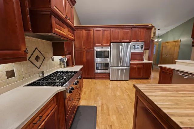 $549,900 | 208 Ridge Drive, Brainerd, MN 56401