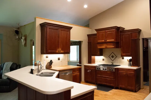 $549,900 | 208 Ridge Drive, Brainerd, MN 56401