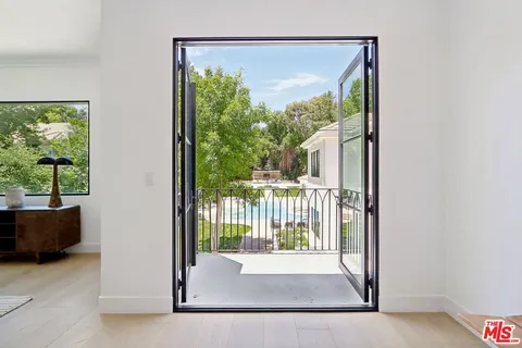 $10,999,999 | 4261 Temma Court, Calabasas, CA 91302