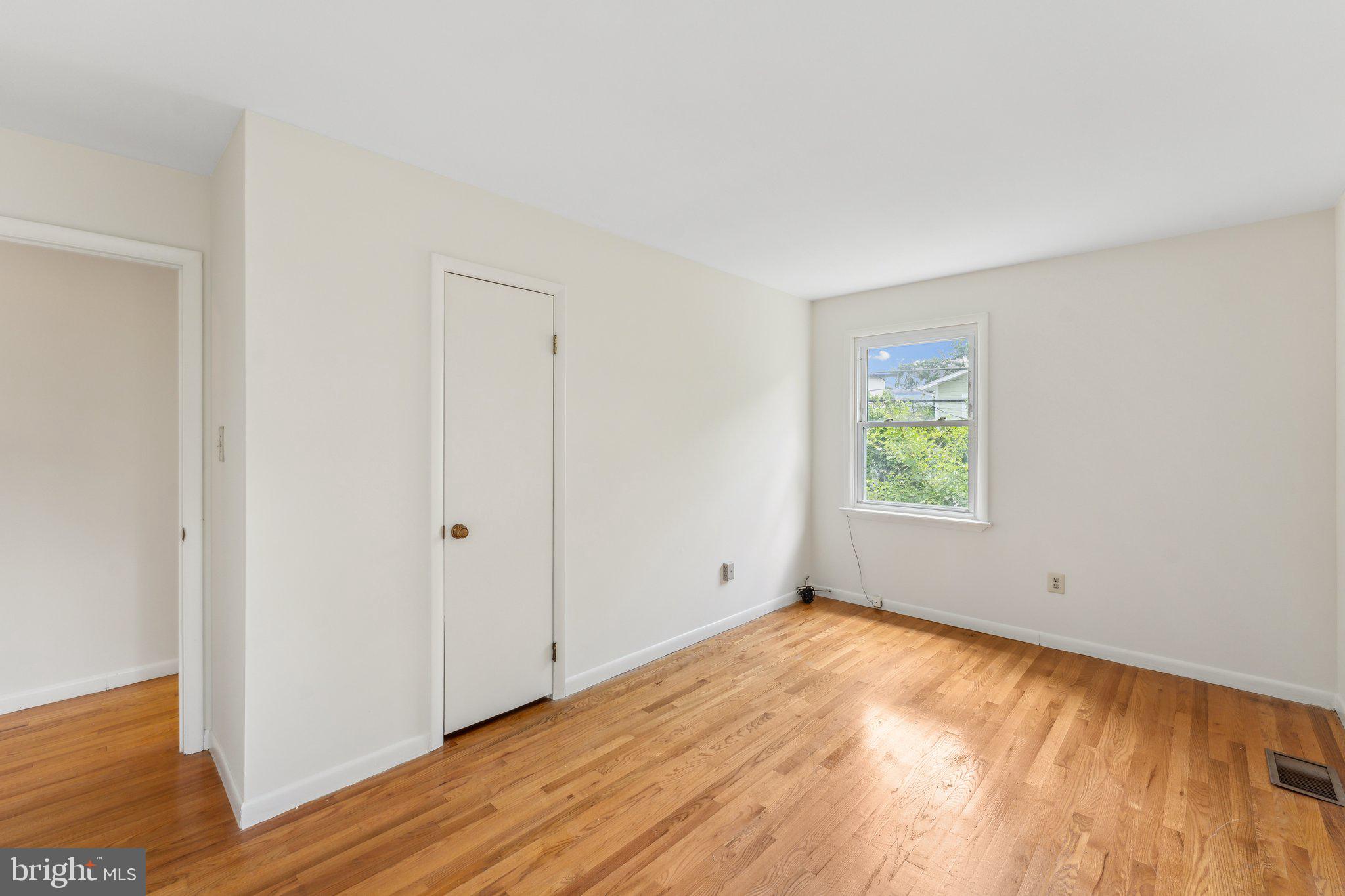 4926 17th Road North Arlington, VA 22207 - Photo 13 of 30