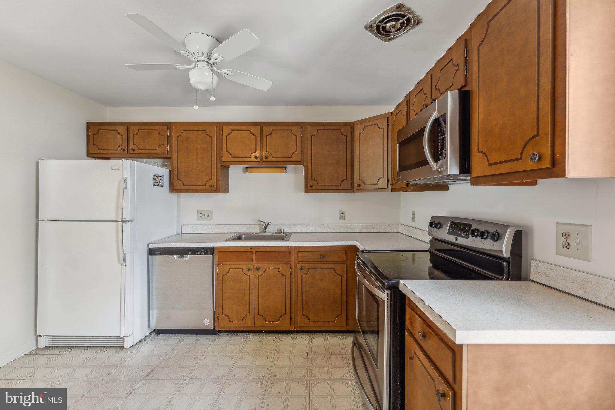 4926 17th Road North Arlington, VA 22207 - Photo 8 of 30