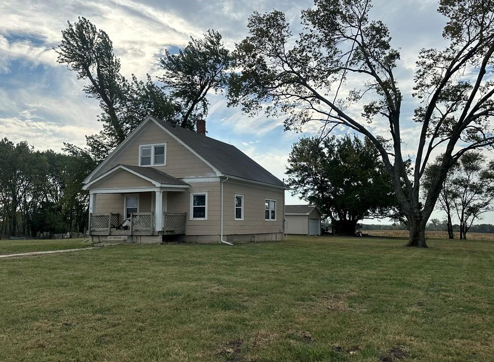 13635 Hollingsworth Road Kansas City, KS 66109 - Photo 1 of 21