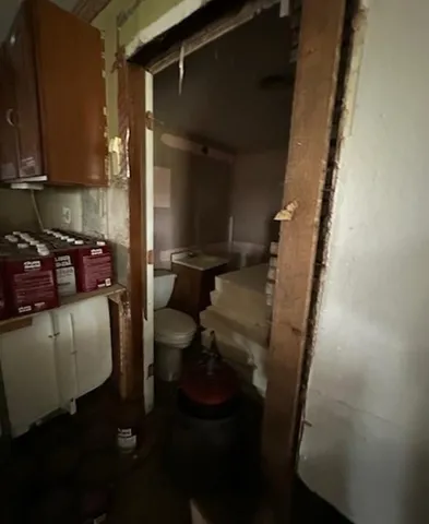 $199,000 | 13635 Hollingsworth Road, Kansas City, KS 66109